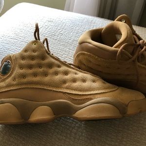 Air Jordan boys size 5.5